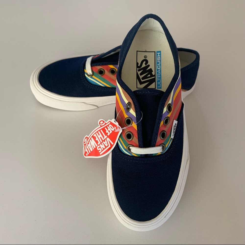 Vans Women’s Size 5.5 Authentic Sf Retro Stripes Sneakers
